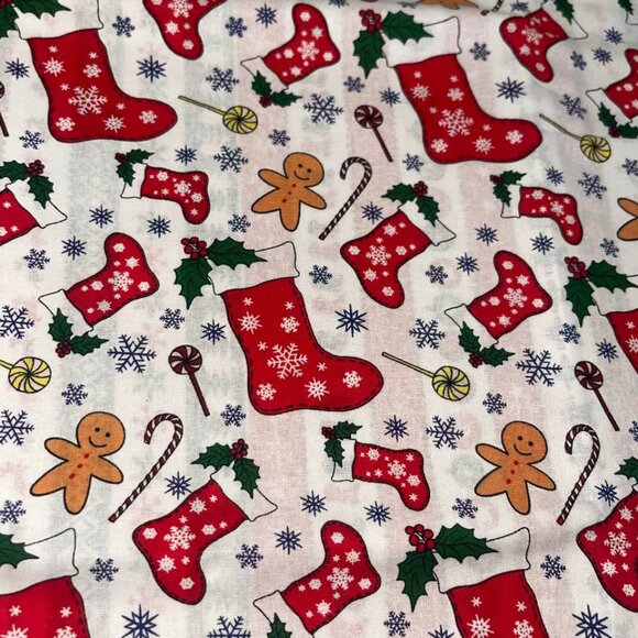 Christmas cotton fabric 19" x 19" square 6 pieces - Picture 8 of 10